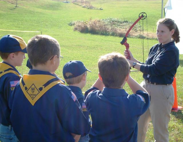 Cape Nature Center Sara Turner Teaching Scouts Archery