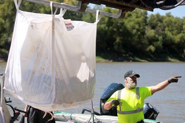 MDC removing carp from Grand River
