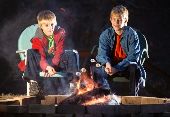 making s'mores