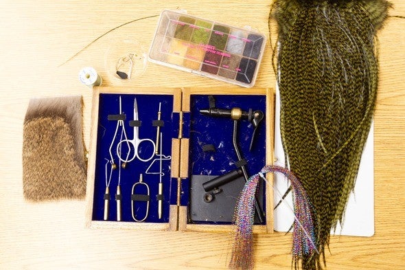 Fly tying equipment