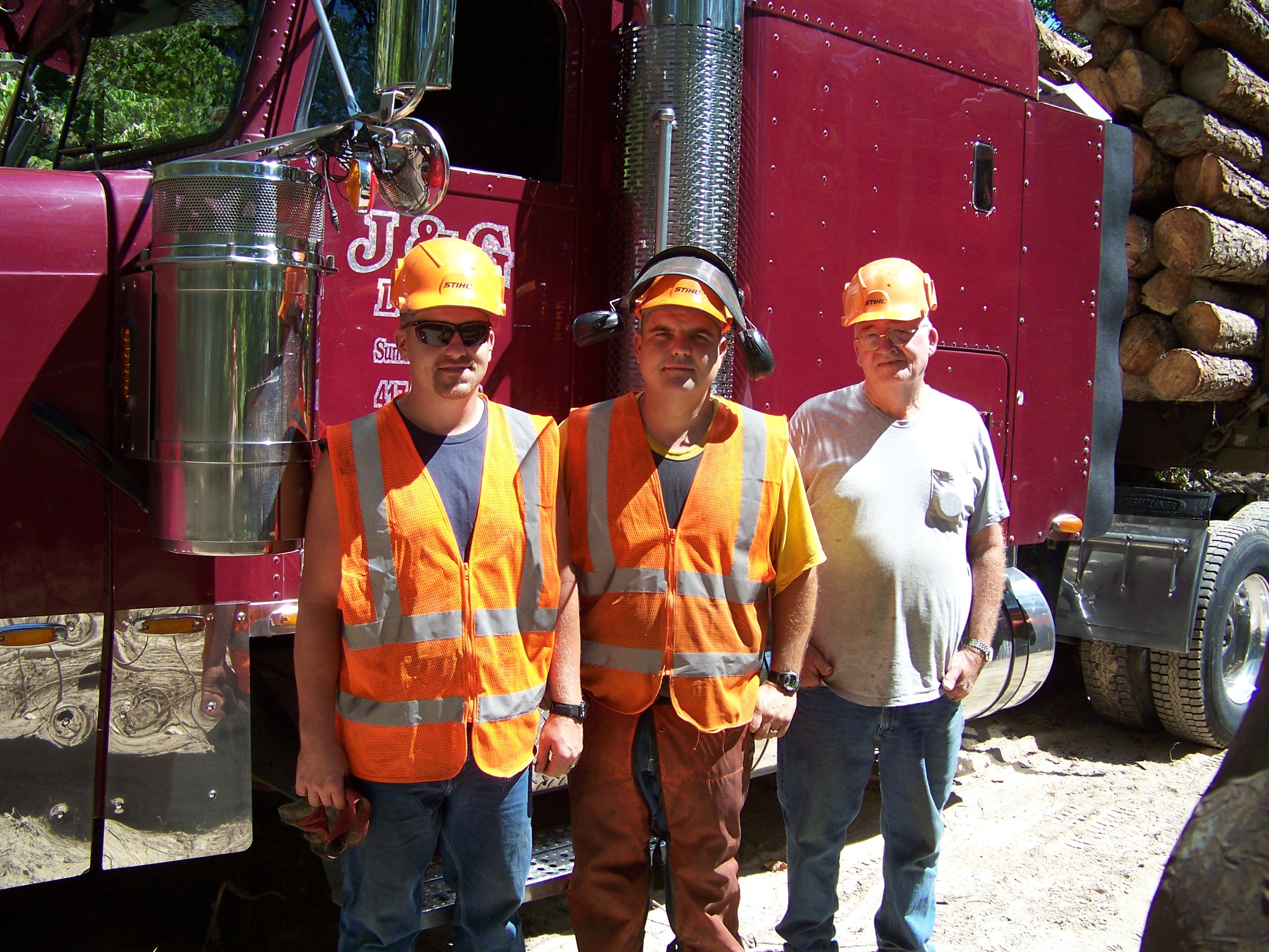 J&G Logging in Summersville 