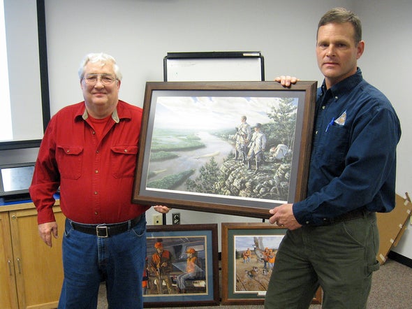 Jim Worth receiving 2016 HED MDC Volunteer Instructor of the Year for the St. Louis Region 