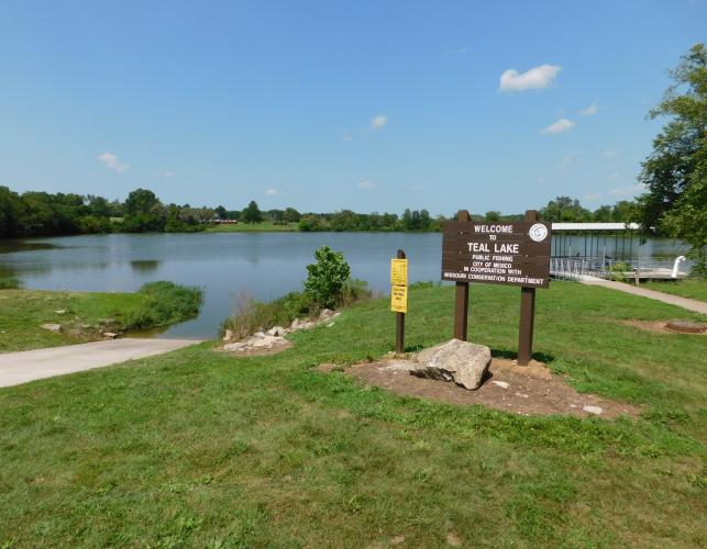 Teal Lake, Mexico, Missouri, showing boat ramp, area sign, and fishing dock