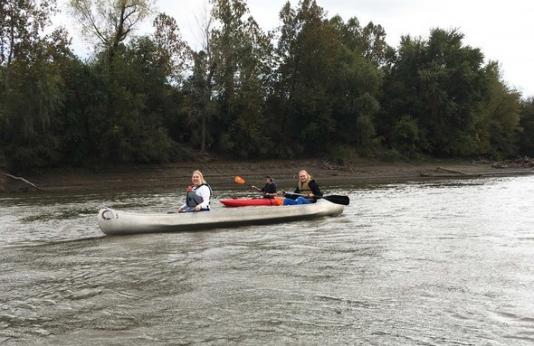 Women canoe Missouri River